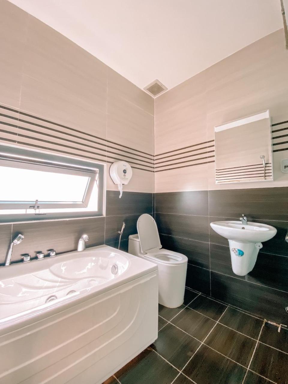 Phan Rang Sunshine Hotel Kinh Dinh Екстер'єр фото